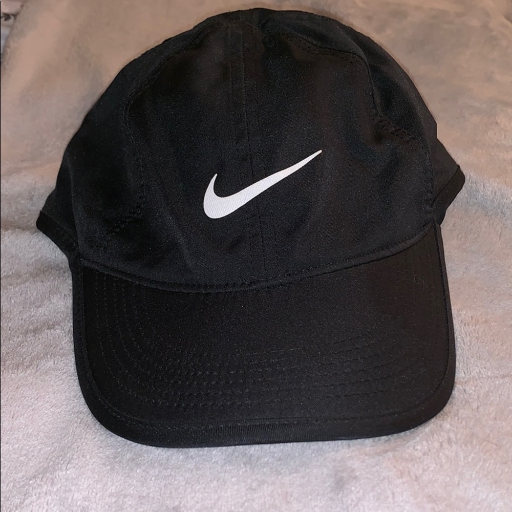 Nike Dri-fit baseball hat